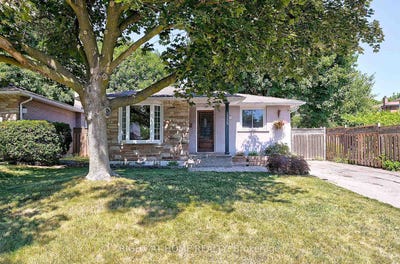 /international/ca/1358-odessa-crescent-oakville-ontario-310101044727/?lang=en