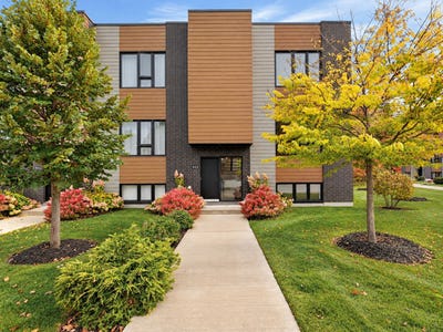 /international/ca/513-rue-des-charmettes-blainville-quebec-310120594612/