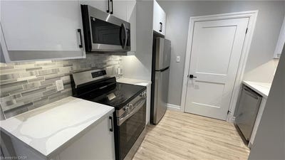 /international/ca/69-east-main-street-102-niagara-on-welland-ontario-310120477036/