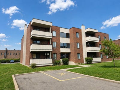 /international/ca/13081-rue-forsyth-riviere-des-prairies-pointe-aux-trembles-quebec-310108619620/