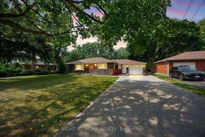 /international/ca/8-farr-avenue-east-gwillimbury-ontario-310101484699/?lang=id