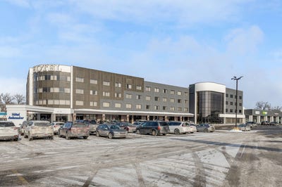 /international/ca/3401-boul-ste-anne-beauport-quebec-310105429434/