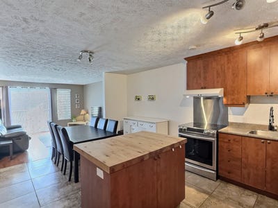 /international/ca/1025-rue-merry-n-magog-quebec-310106992143/