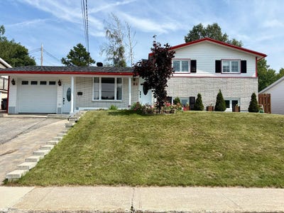 /international/ca/31-av-samuel-miller-baie-comeau-qc-g4z2b4-ca-baie-comeau-quebec-310101276111/