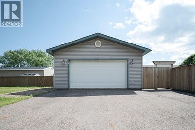 /international/ca/125-greenwich-lane-fort-mcmurray-alberta-310109317591/