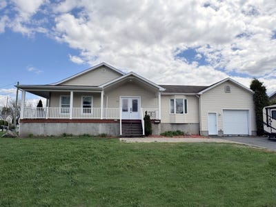 /international/ca/1472-1472a-rue-principale-saint-amable-quebec-310107900506/