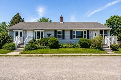 /international/ca/2696-highway-6-hamilton-ontario-310108670557/