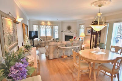 /international/ca/1440-rue-deguire-mont-tremblant-quebec-310104099209/