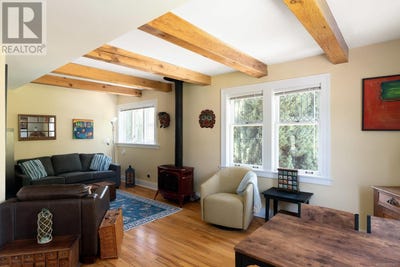 /international/ca/753-pemberton-road-victoria-british-columbia-310100935803/?lang=en