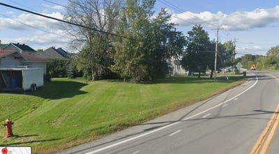 /international/ca/20z-boul-de-soulanges-pointe-des-cascades-quebec-310107587745/