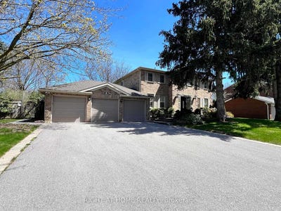 /international/ca/8-delhi-crescent-markham-ontario-310100488153/