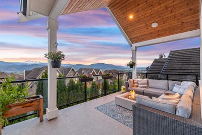 /international/ca/35520-mahogany-drive-3-abbotsford-british-columbia-310100673282/