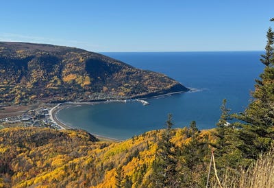 /international/ca/1-1re-avenue-e-saint-maxime-du-mont-louis-quebec-310110391817/