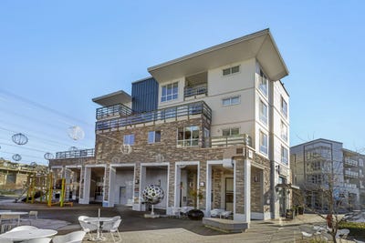 /international/ca/15785-croydon-drive-surrey-british-columbia-310105241084/