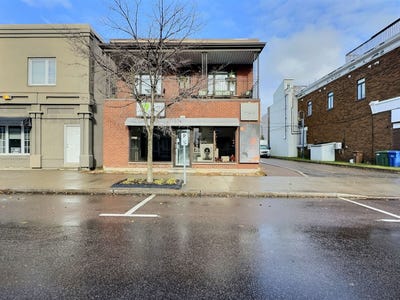 /international/ca/960-962-rue-bagot-la-baie-quebec-310106992005/