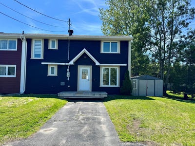 /international/ca/2-3e-rue-port-cartier-quebec-310109077790/