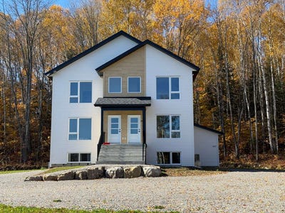 /international/ca/947-955-ch-de-la-lievre-s-mont-laurier-quebec-310120631056/