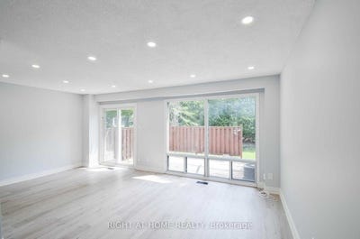/international/ca/64-30-chichester-place-toronto-ontario-310107443751/