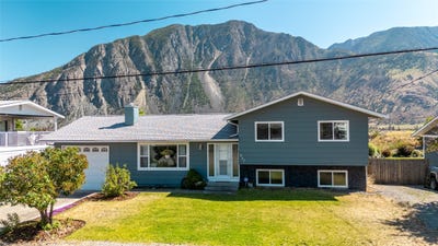 /international/ca/531-3rd-avenue-keremeos-british-columbia-310100541797/