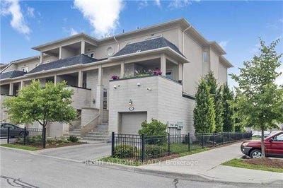 /international/ca/2-9101-derry-road-milton-ontario-310101129870/