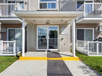 /international/ca/485-rue-blainville-e-sainte-therese-quebec-310108371529/