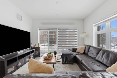 /international/ca/9175-rue-lennon-brossard-quebec-310106794678/