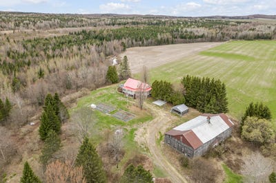 /international/ca/43-route-st-gabriel-sainte-claire-quebec-310108243057/