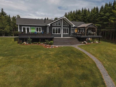 /international/ca/193-red-tail-drive-newburne-nova-scotia-310100540297/