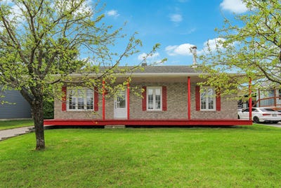 /international/ca/693-rue-richer-larouche-quebec-310108509466/