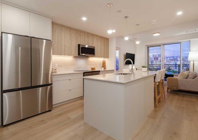/international/ca/1520-4-street-sw-sl160-calgary-alberta-310108261760/