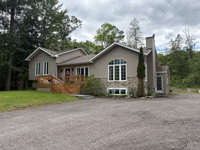 /international/ca/86-rue-du-faubourg-val-des-monts-quebec-310108134327/