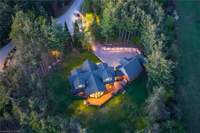 /international/ca/11-nevis-ridge-drive-oro-medonte-ontario-310108401035/