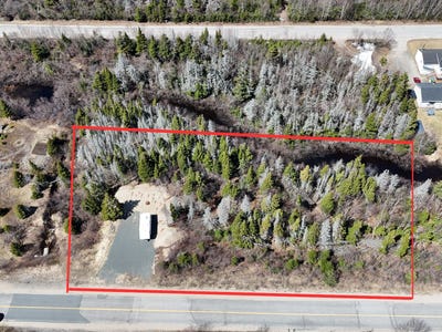 /international/ca/rue-bell-sept-iles-quebec-310108157183/