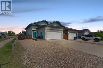 /international/ca/100-swanson-crescent-fort-mcmurray-alberta-310100112341/