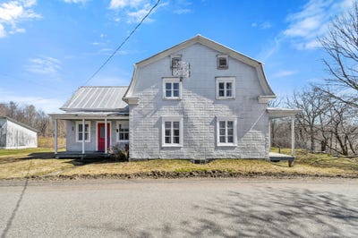 /international/ca/2700-petit-rg-ste-catherine-saint-cuthbert-quebec-310107491889/
