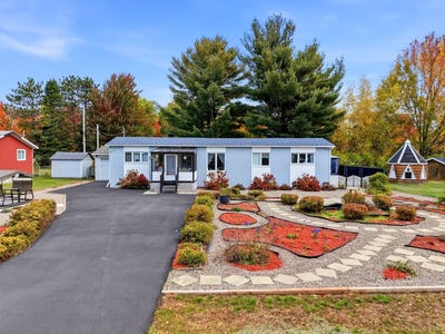 /international/ca/1440-rue-du-repos-drummondville-quebec-310120473937/