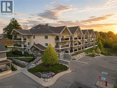/international/ca/23-stumpf-street-elora-ontario-310108261937/