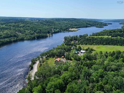 /international/ca/1731-west-side-lochaber-road-north-lochaber-nova-scotia-310108050487/