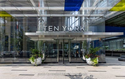 /international/ca/3510-10-york-street-toronto-ontario-310100957642/?lang=zh-tw