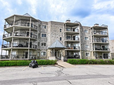 /international/ca/182-ch-de-la-grande-cote-saint-eustache-quebec-310107904697/