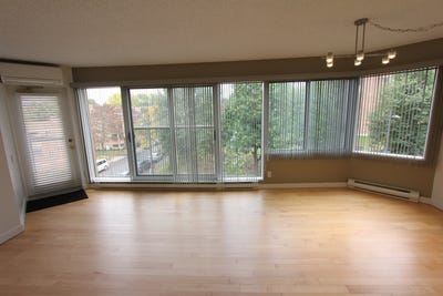 /international/ca/910-rue-gerard-morisset-la-cite-limoilou-quebec-310120071253/