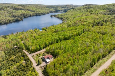/international/ca/20-mtee-lemay-saint-alexis-des-monts-quebec-310105105903/