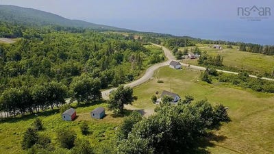 /international/ca/760-foot-cape-road-inverness-nova-scotia-310101324197/