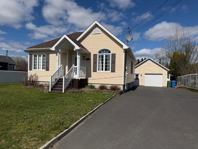 /international/ca/226-rue-de-la-place-des-champs-saint-nazaire-quebec-310108367763/