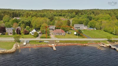 /international/ca/5070-highway-332-east-lahave-nova-scotia-310100536643/?lang=it
