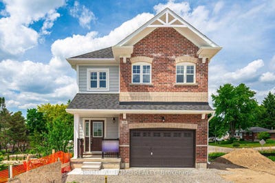 /international/ca/16-ravenscraig-place-innisfil-ontario-310103664385/