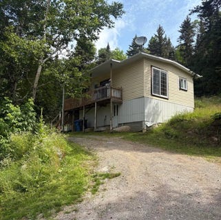 /international/ca/246-route-de-la-montagne-metabetchouan-lac-a-la-croix-quebec-310110264260/