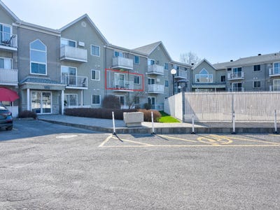 /international/ca/105-rue-chopin-charlemagne-quebec-310109073594/