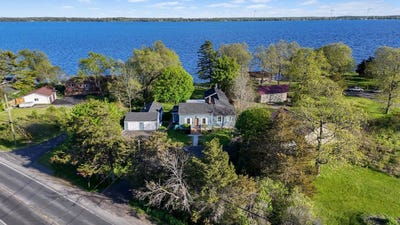/international/ca/95-main-street-bath-ontario-310108286309/
