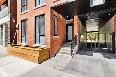 /international/ca/917-rue-de-leglise-verdun-ile-des-soeurs-qc-h4g2n8-ca-verdun-ile-des-soeurs-quebec-310100884769/?lang=zh-cn